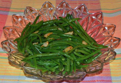 string beans with garlic and oil